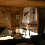 Les Deux Tetes 2 Chez Fifine 木屋