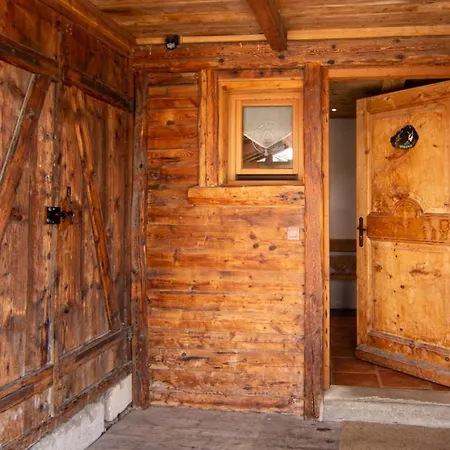 Les Deux Tetes 2 Chez Fifine Alpesi faház *